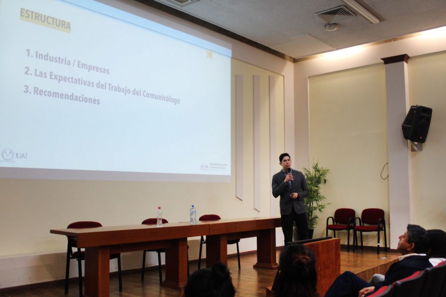 Foto 2 comunicólogo