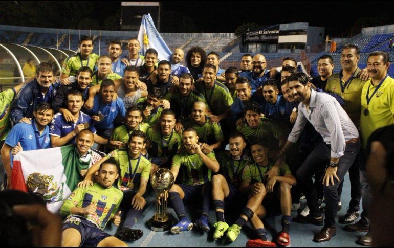 locoabreusantatecla_crop1556732346602.jpg_1970638775