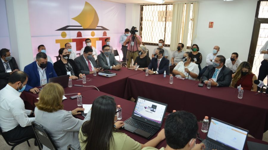 51EB21F1-C0F7-441C-B9E2-364C0635BD61