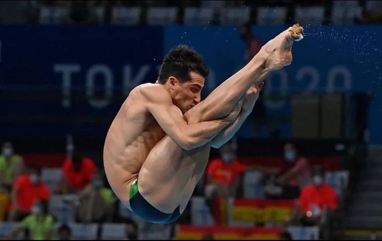 6ab73557-cfbb-43c6-b697-08eaec1258be