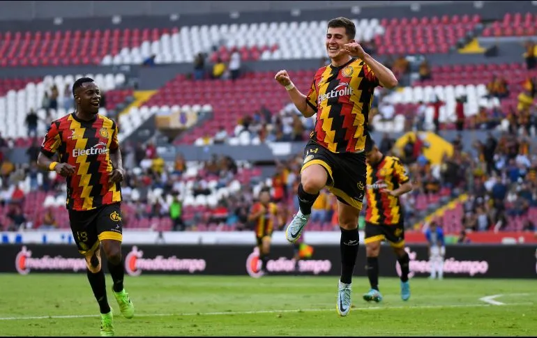 Leones Negros golean a Rayados | Agencia Informativa VMC