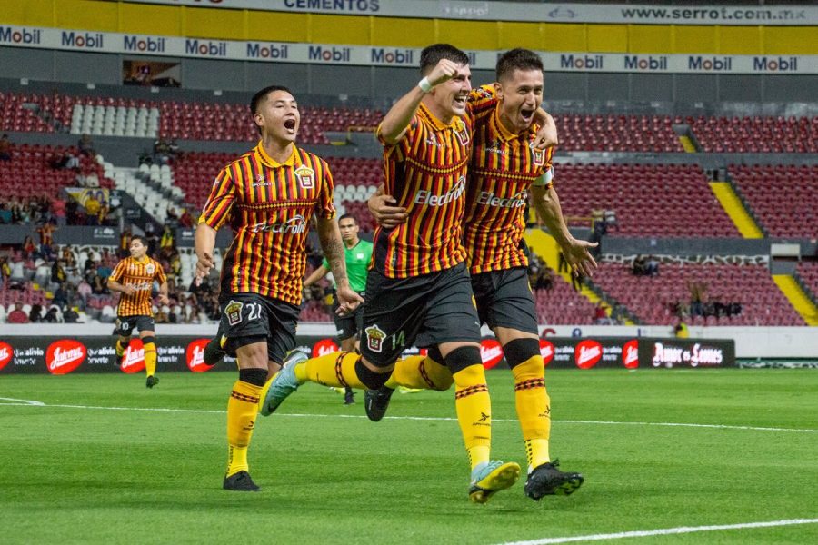 leones-negros-derrota-cimarrones-jornada (1)