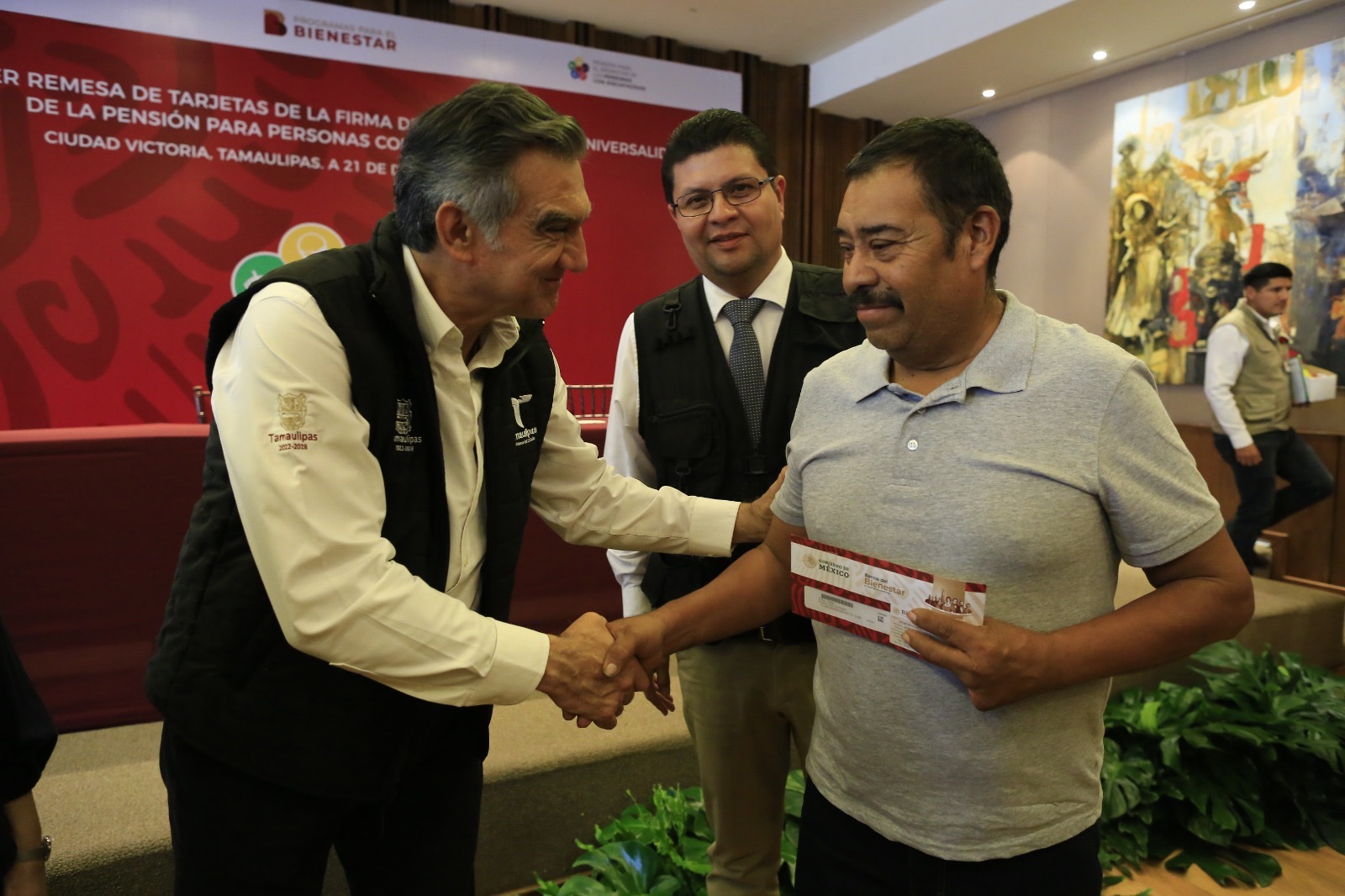 b498e978-242b-4c82-aa21-6b1efa6f939e