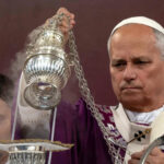 El Vaticano devuelve 62 piezas y reliquias de comunidades indígenas a Canadá